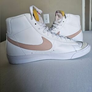 Nike Women's White/Tan High-Top Sneakers